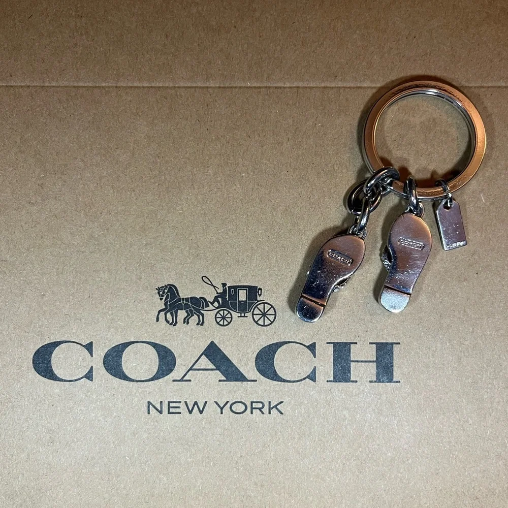 COACH 💕 Vintage Flip Flops Multicolor Bag Charm/Keychain EUC Silver Tone - Picture 2 of 7